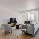 Rent 3 bedroom apartment of 121 m² in lisbon