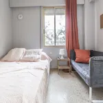 Rent 5 bedroom apartment in Valencia