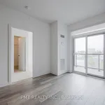 Appartement de 699 m² avec 5 chambre(s) en location à Toronto