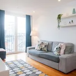 Rent 1 bedroom flat of 398 m² in Cardiff