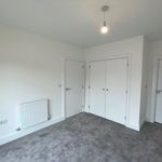 Rent 3 bedroom flat in West Midlands