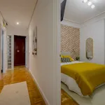 Rent a room of 190 m² in madrid