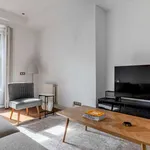 Alquilo 2 dormitorio apartamento de 128 m² en madrid