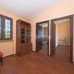 Rent 5 bedroom house of 280 m² in Rome