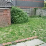 Rent 5 bedroom house in South East England