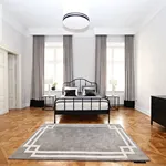 Rent 5 bedroom apartment of 168 m² in Krakow