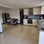 Rent 6 bedroom house in West Midlands