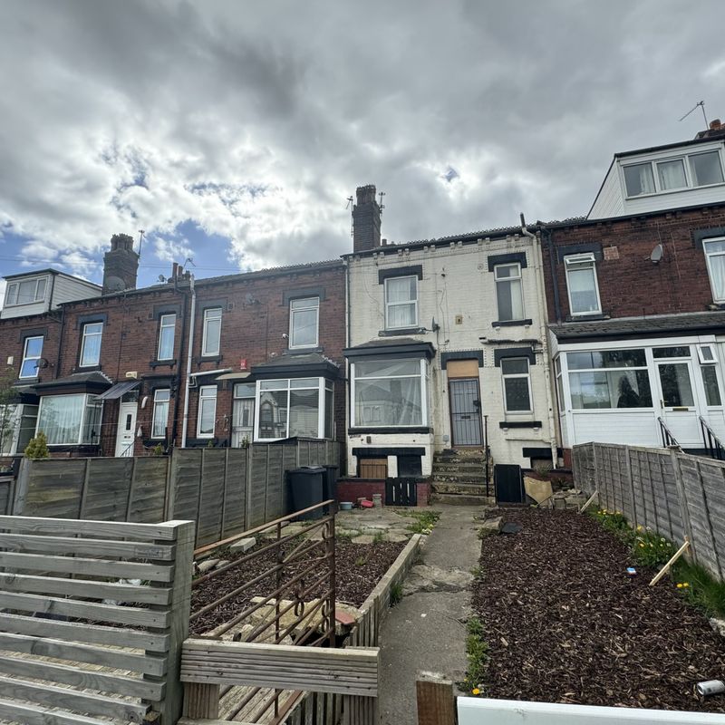 2 Bed House Pontefract Lane Leeds LS9 - Care 4 Properties Halton