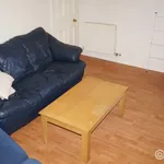 Rent 4 bedroom flat in Aberdeen