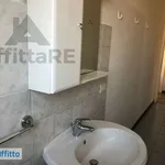 Rent 2 bedroom apartment of 50 m² in Milan