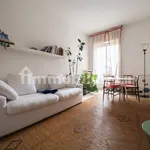 Rent 2 bedroom apartment of 75 m² in Milan