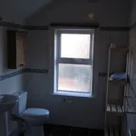 Rent 3 bedroom house in East Midlands