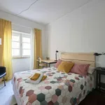 Rent a room in lisbon