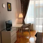 Rent 5 bedroom house of 200 m² in Brașov