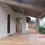 Rent 5 bedroom house of 220 m² in Torri