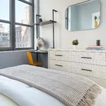 Rent 2 bedroom apartment in Brooklyn