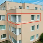 Pronajměte si 3 ložnic/e byt o rozloze 76 m² v Praha