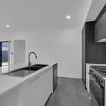 Rent 4 bedroom house in Baldivis