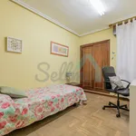 Alquilo 3 dormitorio apartamento de 90 m² en Oviedo