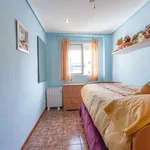 Rent 3 bedroom apartment in Valencia