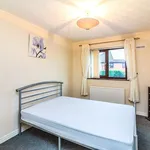 Rent 2 bedroom flat in Yorkshire And The Humber