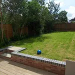 Rent 4 bedroom flat in Reigate and Banstead