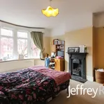 Rent 5 bedroom flat in Wales