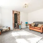 Rent 4 bedroom house in West Midlands