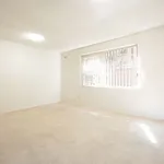 Rent 2 bedroom apartment in Parramatta