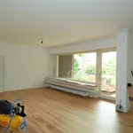 Miete 3 Schlafzimmer wohnung von 103 m² in Dusseldorf