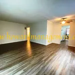 Rent 2 bedroom apartment of 102 m² in Los Angeles