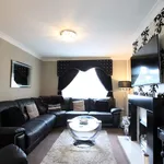 Rent 3 bedroom flat in woodvale