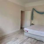 Appartement de 106 m² avec 2 chambre(s) en location à Joyeuse