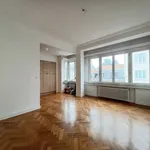 Huur 2 slaapkamer appartement in Ixelles