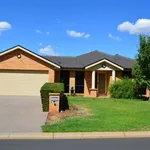 Rent 4 bedroom house in Dubbo