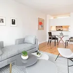 Rent 1 bedroom apartment in Manhattan