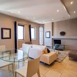 Rent 1 bedroom house of 493 m² in Johannesburg