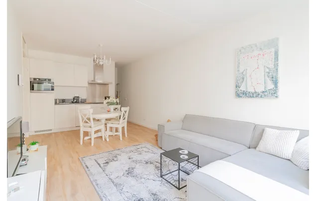 Huur 1 slaapkamer appartement van 56 m² in Diemen