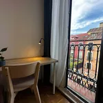 Rent a room of 160 m² in Madrid