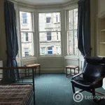 Rent 4 bedroom flat in Edinburgh