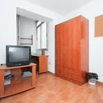 Rent a room of 220 m² in granada