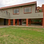 Rent 2 bedroom apartment in Randburg