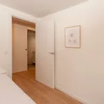 Rent 3 bedroom apartment in barcelona