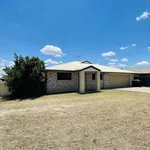 Rent 4 bedroom house of 751 m² in Moranbah