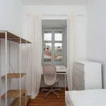 Rent a room in lisbon