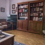 Rent a room of 100 m² in madrid