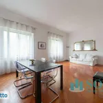 Rent 4 bedroom apartment of 134 m² in Milan