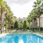 Rent 4 bedroom apartment of 160 m² in Sant Cugat del Vallès