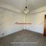 Rent 4 bedroom apartment of 80 m² in Bagheria