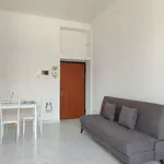 Rent 1 bedroom apartment in milan